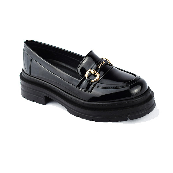 Chaussure pour femme 060 noir verni..........   derbie et chaussure femme Maroc